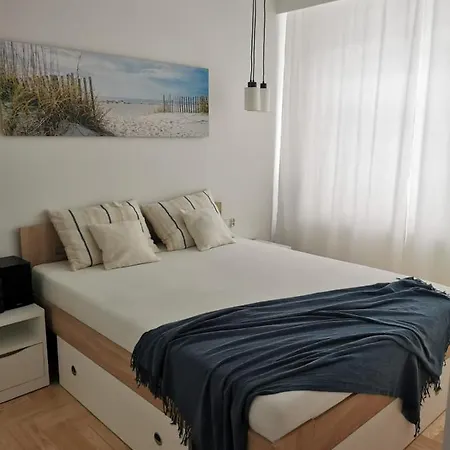 Apartament Nadmorski -seaside- Happy Hours Апартаменты
